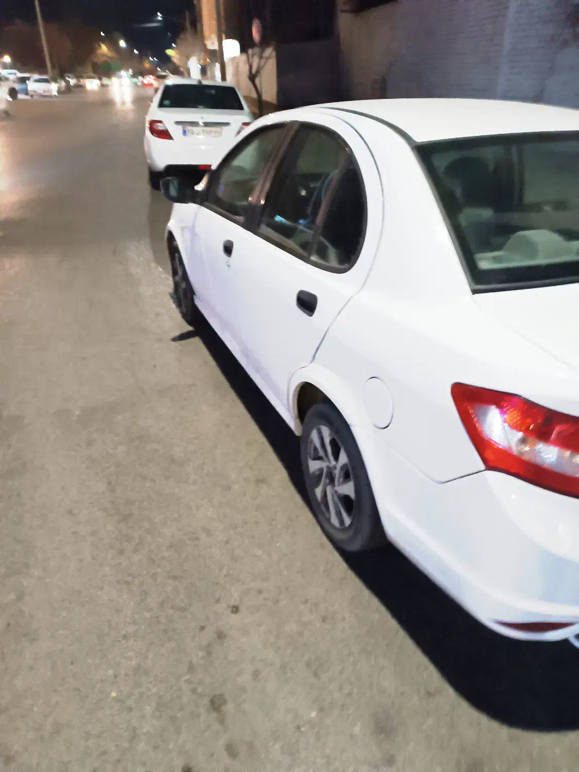 ساینا فول مدل ۹۶ سفید کارمندی|خودرو سواری و وانت|تربت‌حیدریه, باغ سلطانی|دیوار