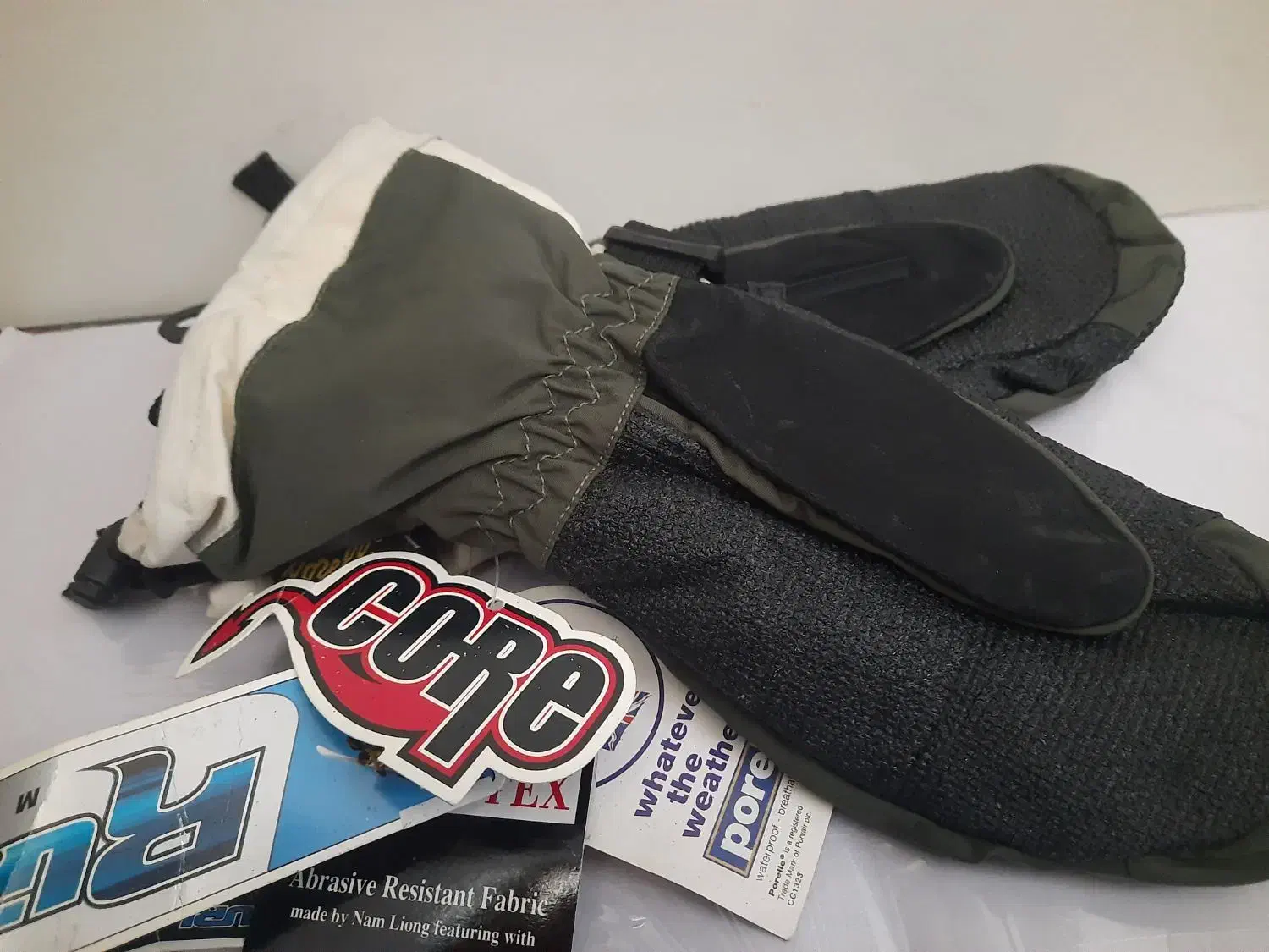 دستکش اسنوبرد|ورزش‌های زمستانی|تهران, ترمینال غرب|دیوار