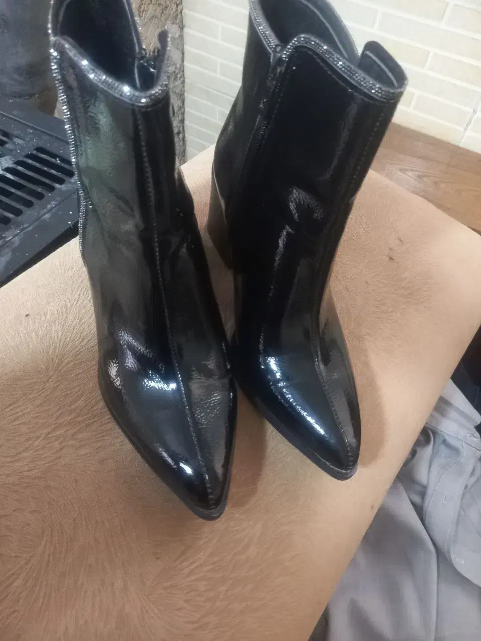 نیم بوت|کیف، کفش، کمربند|کرمانشاه, |دیوار