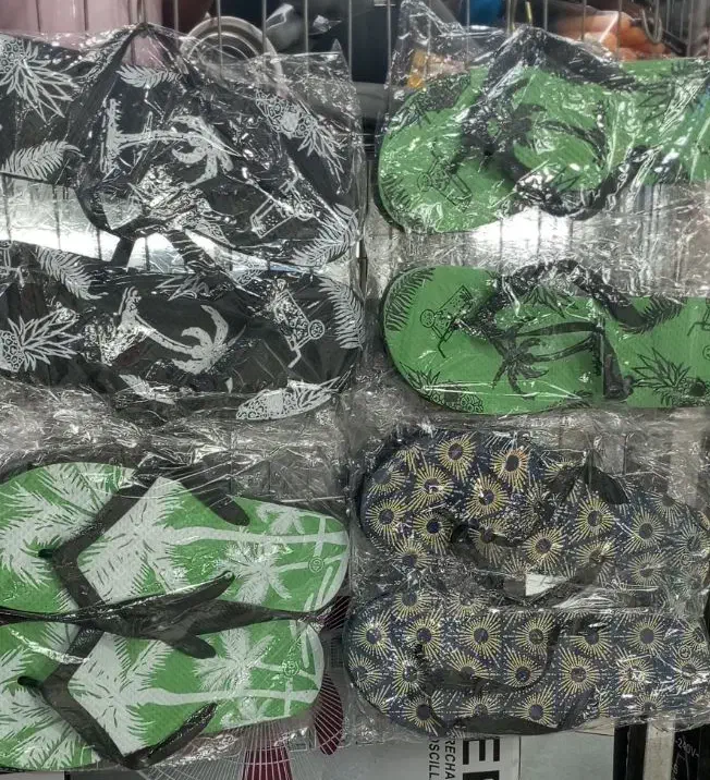 دمپایی|کیف، کفش، کمربند|خرمشهر, |دیوار