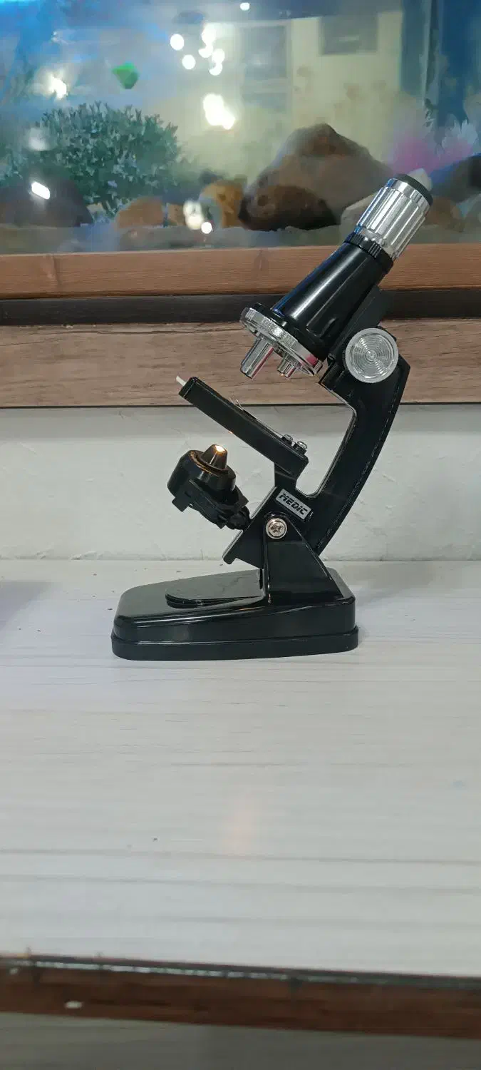 میکروسکوپ|لوازم التحریر|اصفهان, دهنو|دیوار