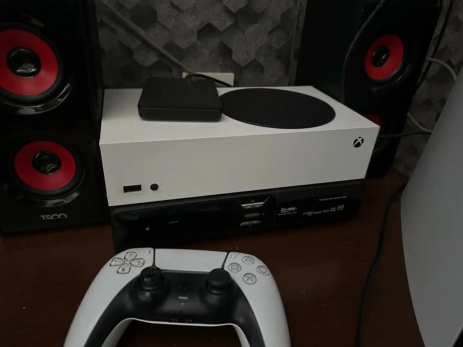 Xbox series s|کنسول، بازی ویدئویی و آنلاین|سلمان‌شهر, |دیوار