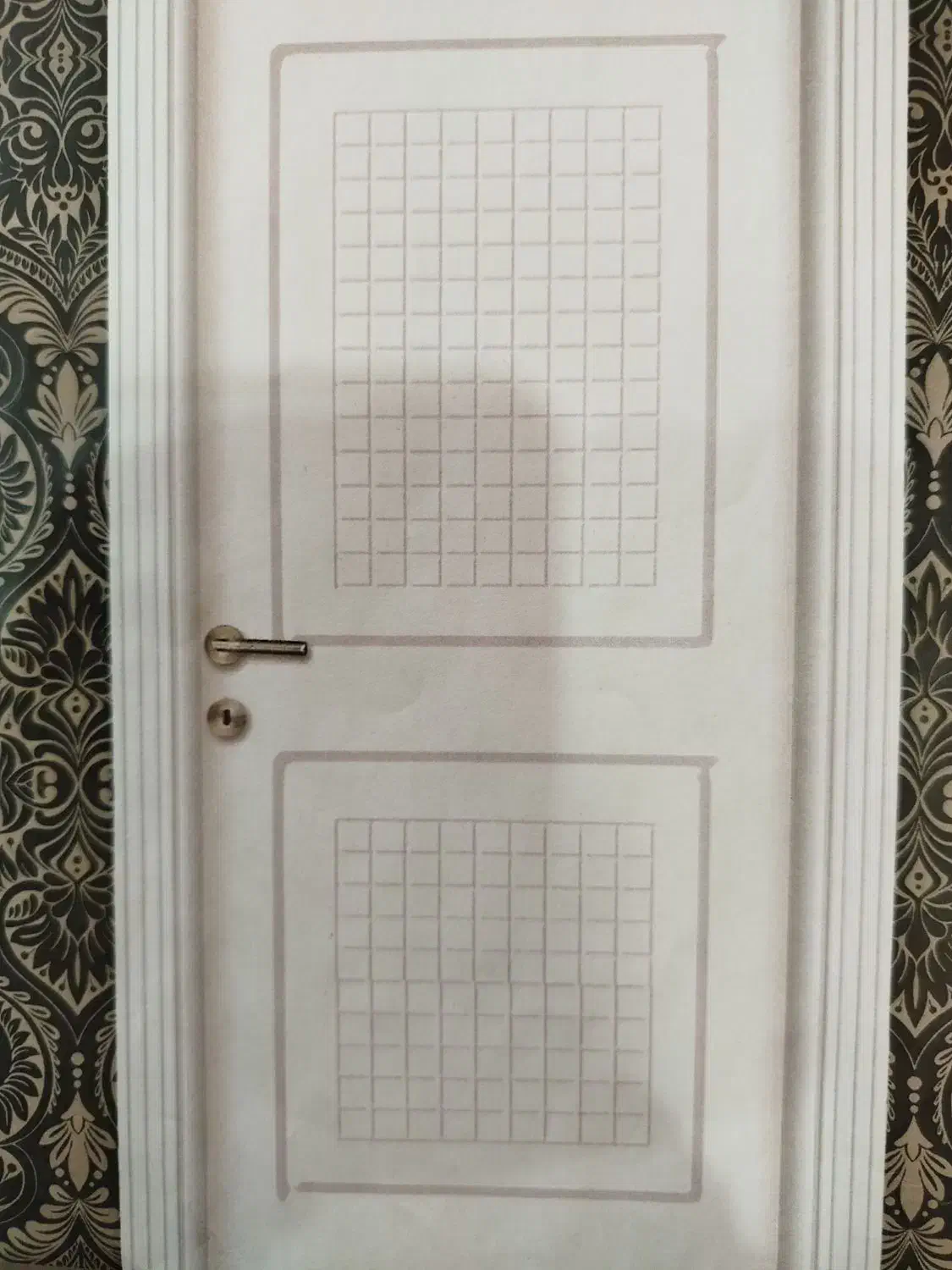 نصاب انواع درب چوبی|خدمات پیشه و مهارت|یزد, |دیوار