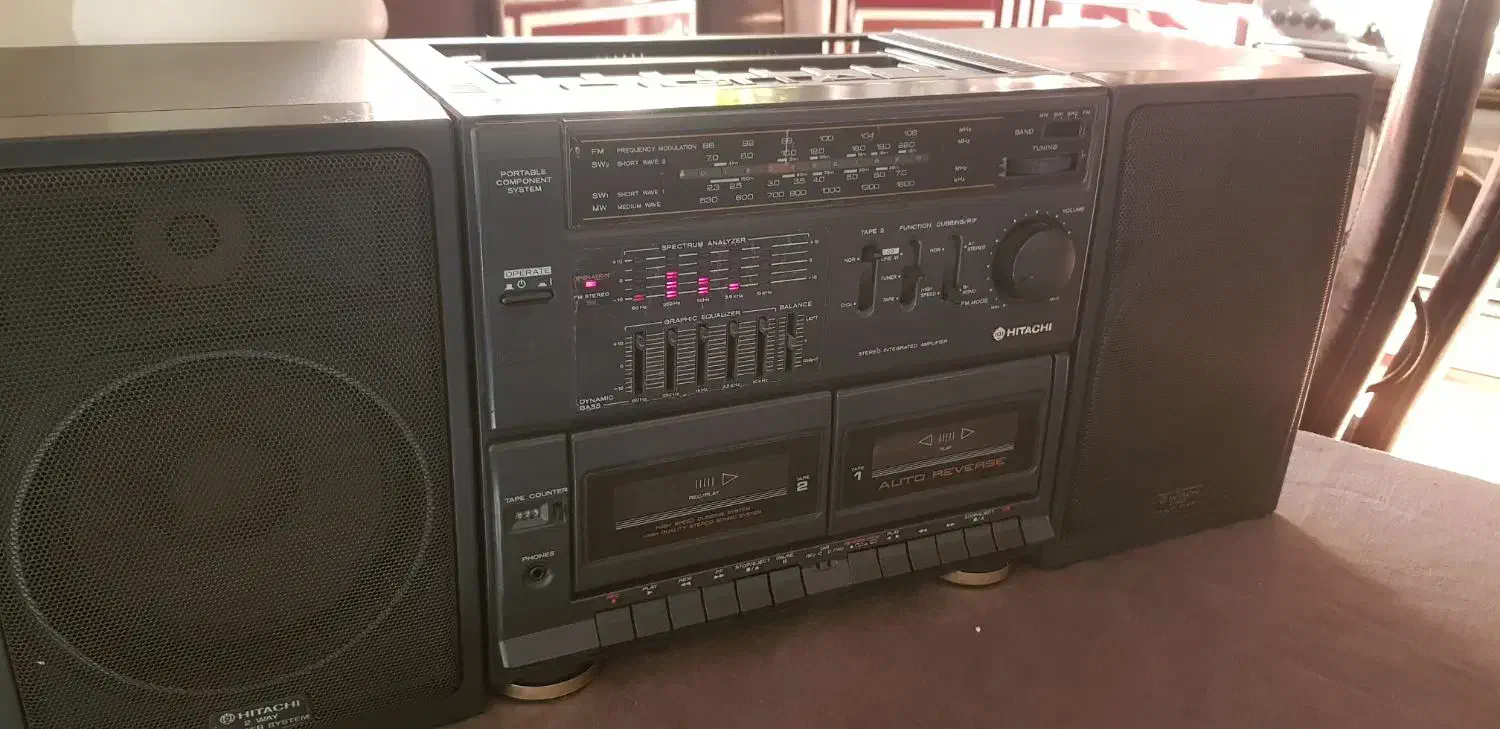 رادیو ضبط هیتاچی ژاپن|سیستم صوتی خانگی|نجف‌آباد, شیخ آباد|دیوار