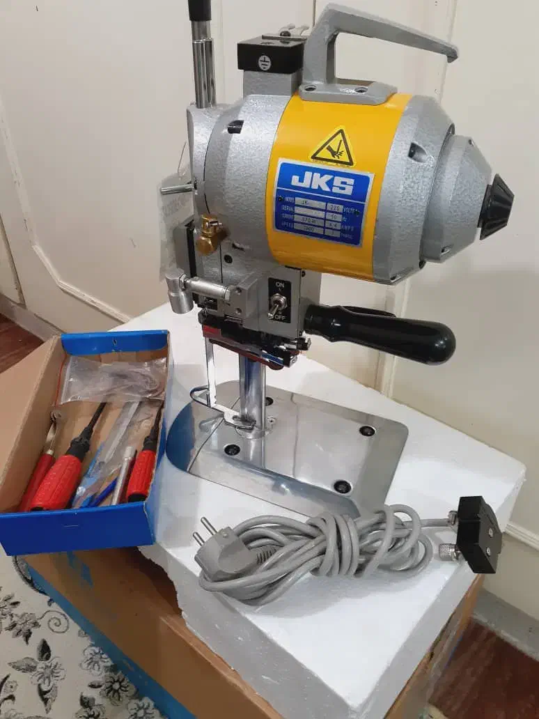 قیچی برقی برش عمود بر جک اتو بخار سیلتر ماگما نو|لوازم خیاطی و بافتنی|تهران, شهرک بعثت|دیوار