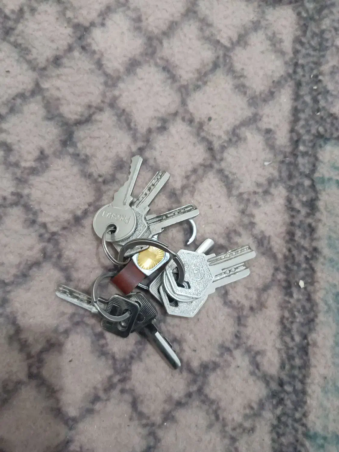 کلیدگمشده عسلویه|اشیا|عسلویه, |دیوار