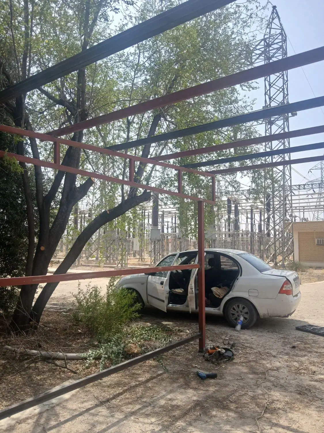 تاسیسات یخچال اسپلیت‌کار جوشکار لوله‌کش برقکار|خدمات پیشه و مهارت|فسا, |دیوار