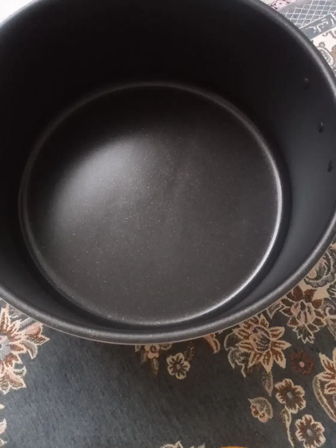 قابلمه|ظروف پخت‌وپز|ساوه, |دیوار