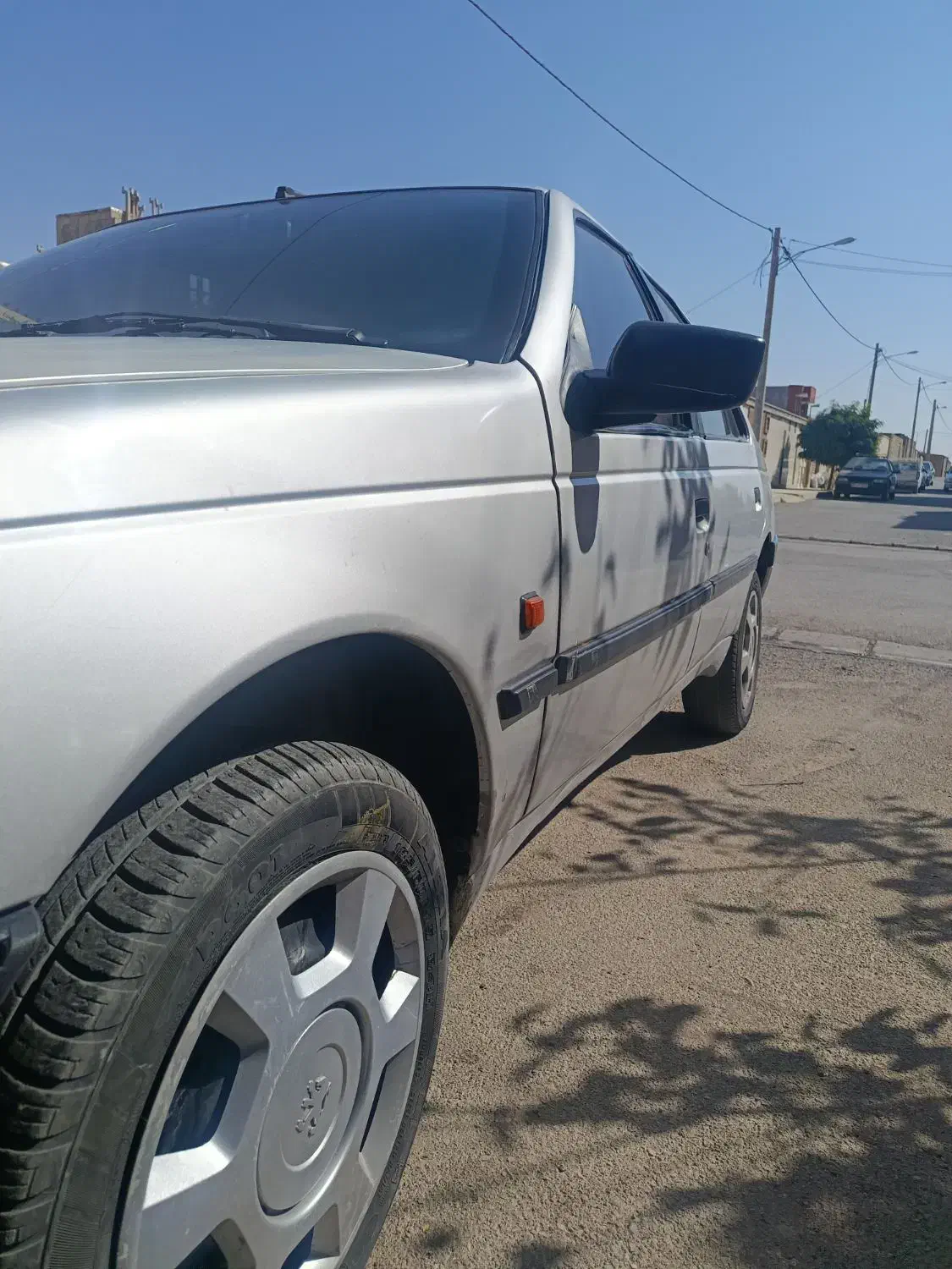 ۴۰۵ مدل ۸۷ تو کرم|خودرو سواری و وانت|تیران, |دیوار