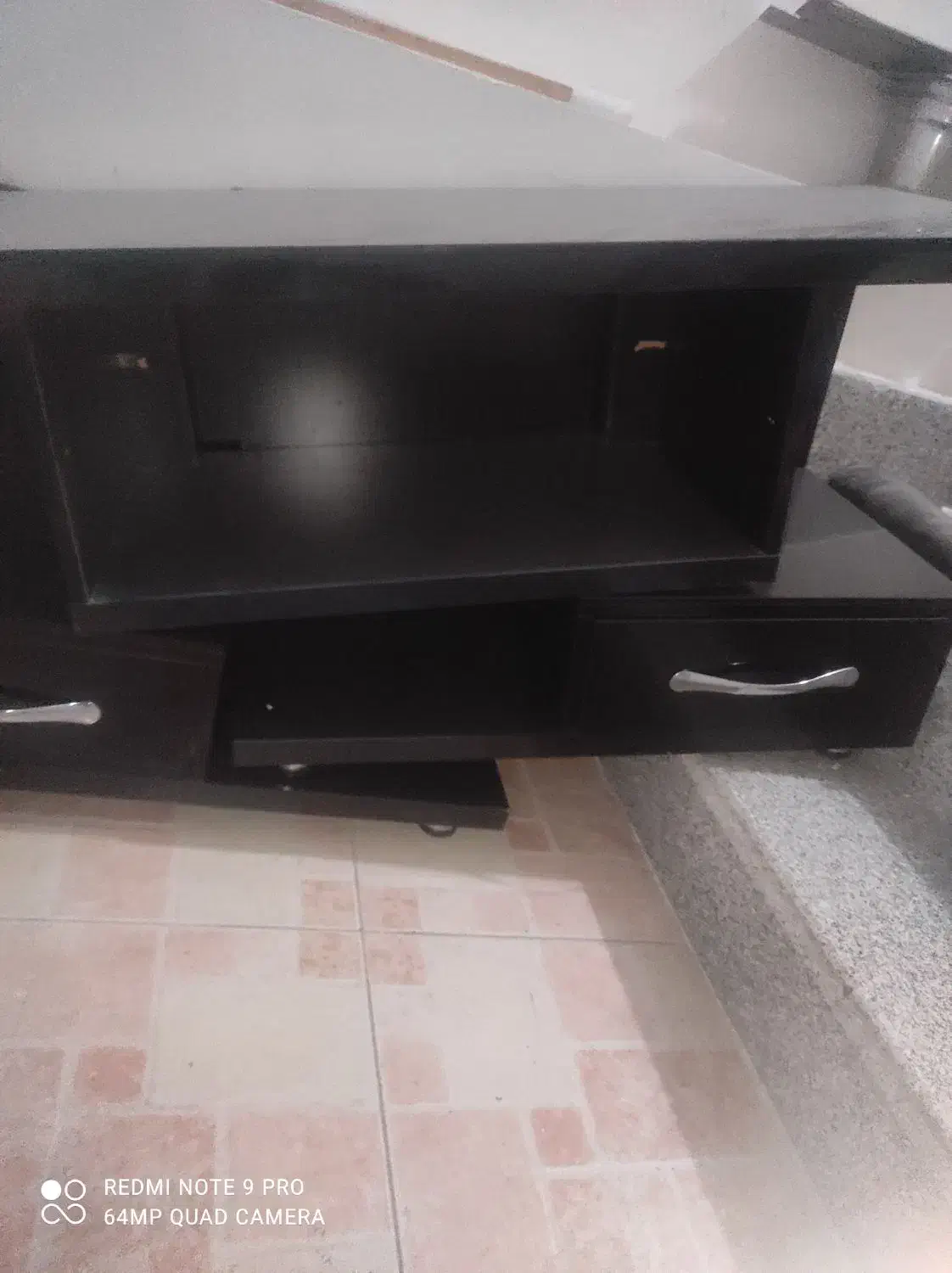 میز تلویزیون سه تیکه کاملا سالم|میز تلویزیون|تبریز, |دیوار
