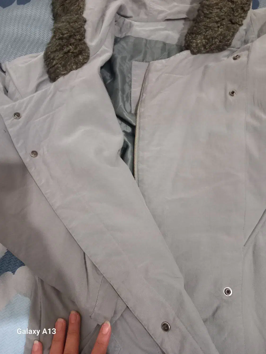 کاپشن|لباس|بیرجند, |دیوار