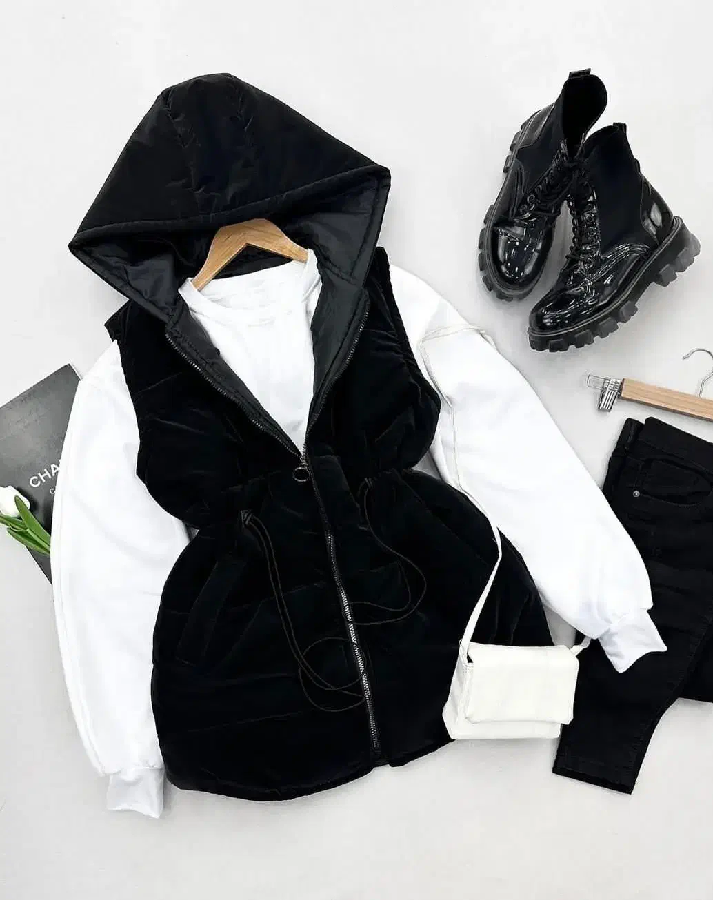 پافر نو|لباس|لاهیجان, کوی آزادگان|دیوار