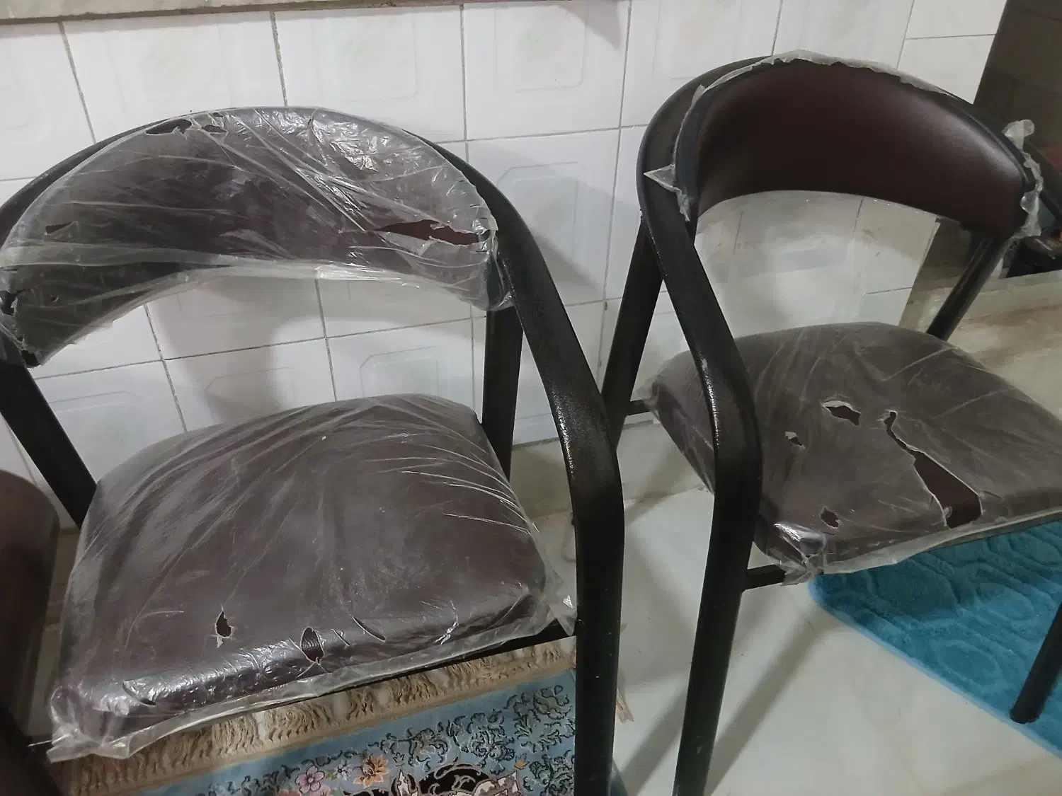 صندلی میز|میز تحریر و کامپیوتر|اندیشه, اندیشه فاز ۳|دیوار