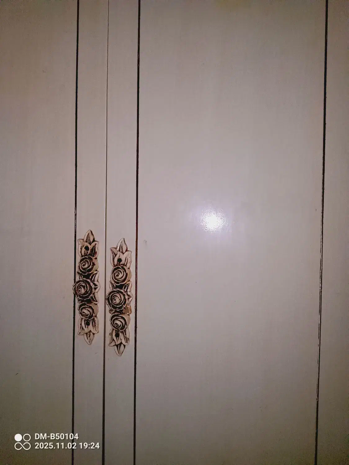 کمد نوجوان|جاکفشی، کمد، دراور|بجنورد, |دیوار