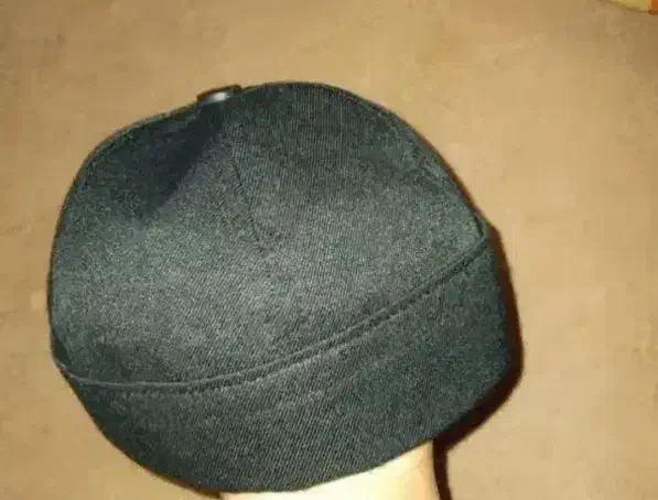 کلاه|لباس|گلبهار, شهر جدید گلبهار|دیوار