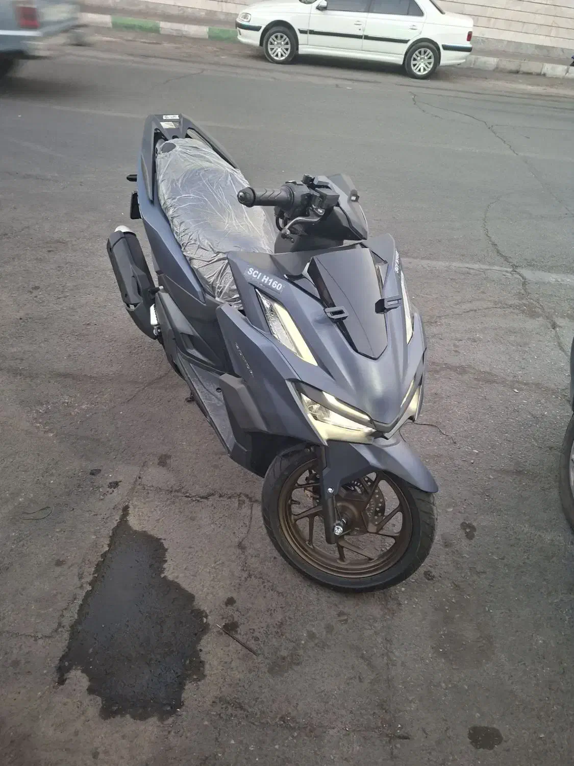 فروش موتورسیکلت هوندا واریو 160اصلی ساخت اندونزی|موتورسیکلت|تهران, مشیریه|دیوار