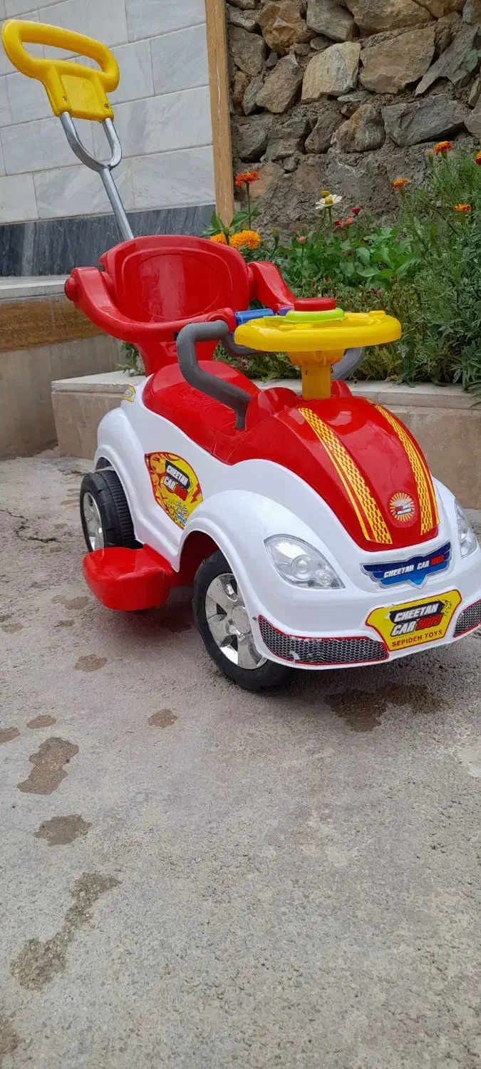 ماشین چهار چرخ در حد نو نو.موتور ۴چرخ مخصوص کودکان|اسباب‌‌بازی|خاوه, |دیوار