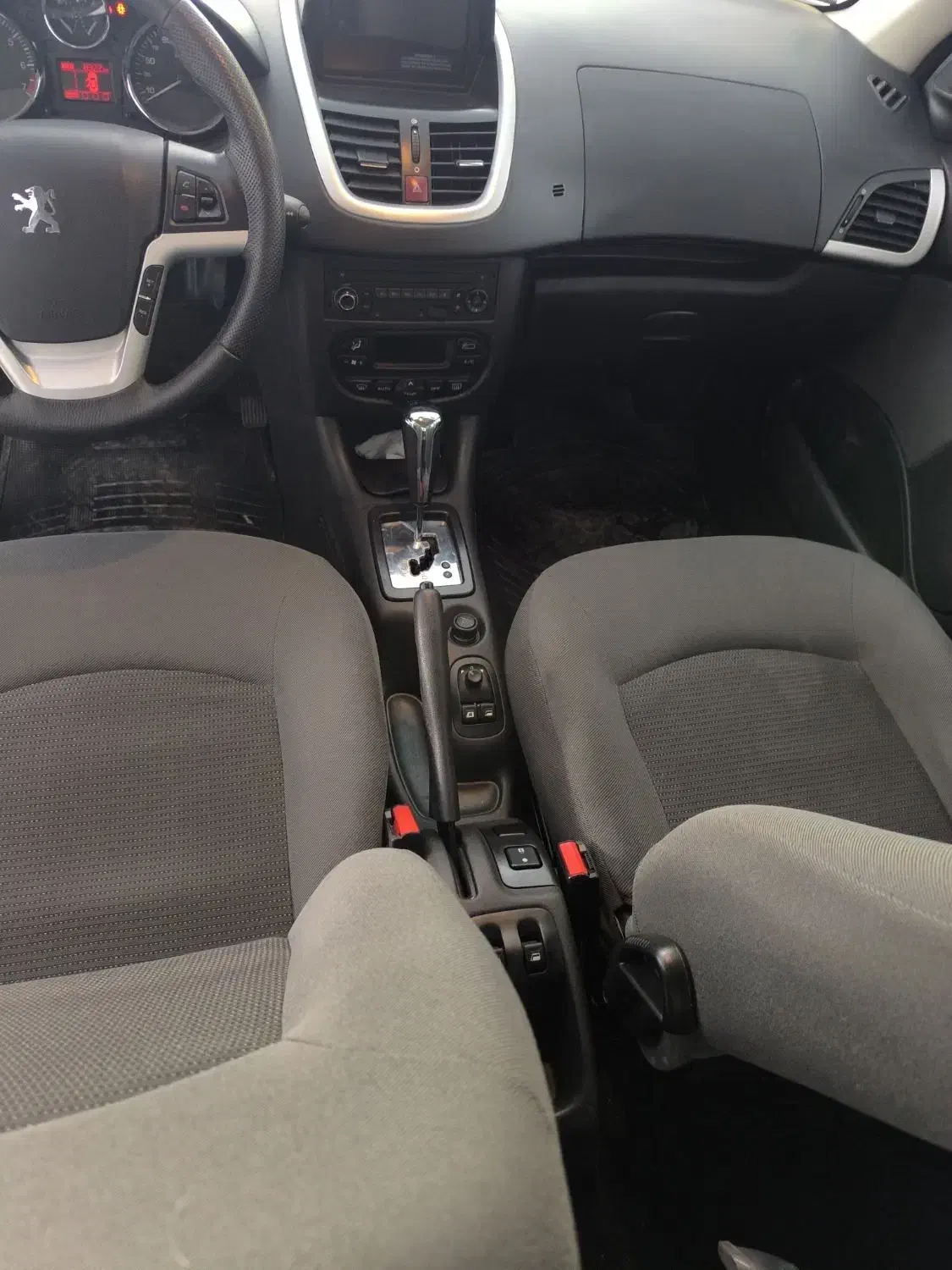 207اتومات مدل 1404|خودرو سواری و وانت|نسیم‌شهر, |دیوار