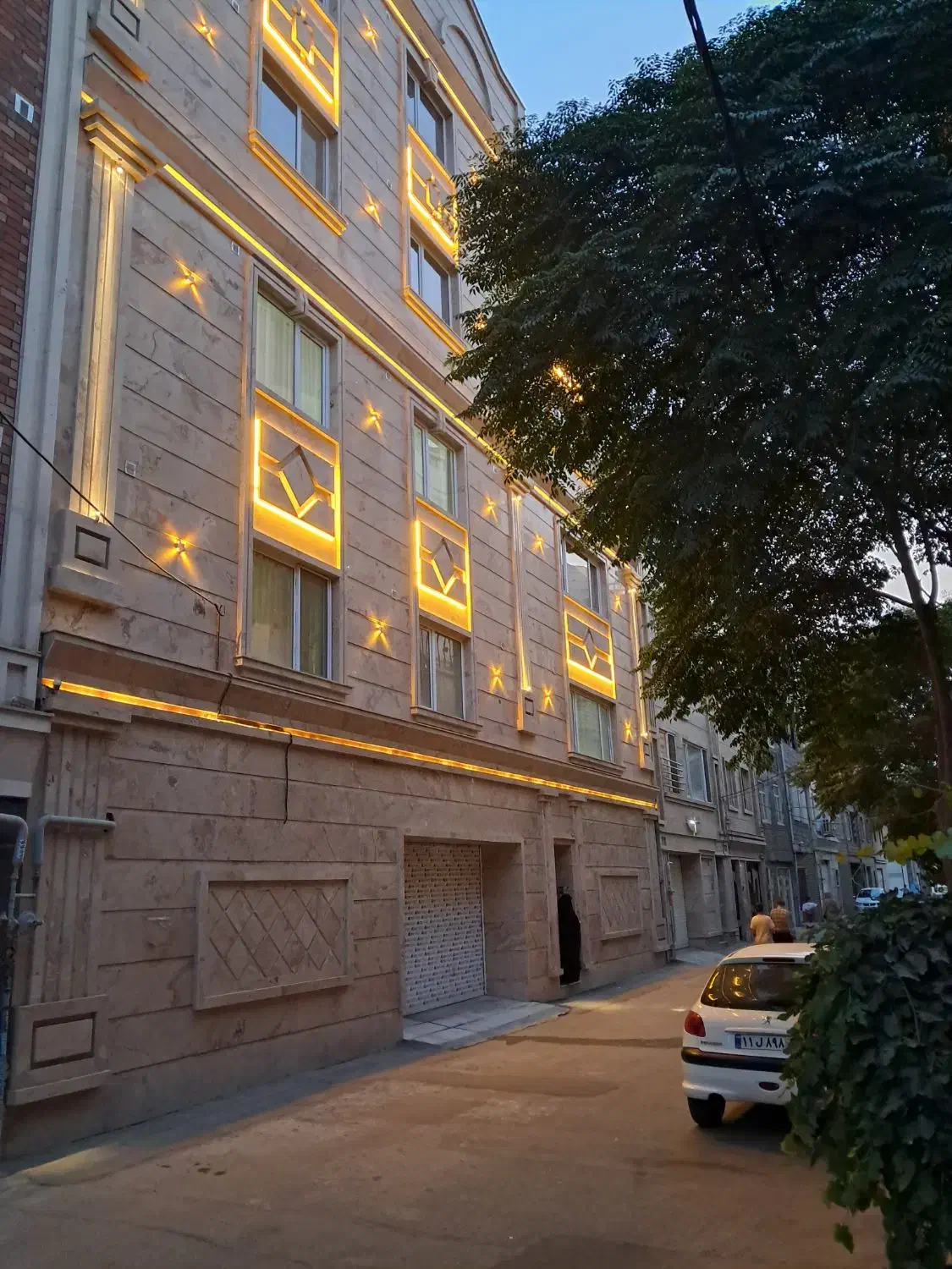 آپارتمان ۱۱۷ متری بلوارکشاورز|فروش آپارتمان|صفادشت, |دیوار