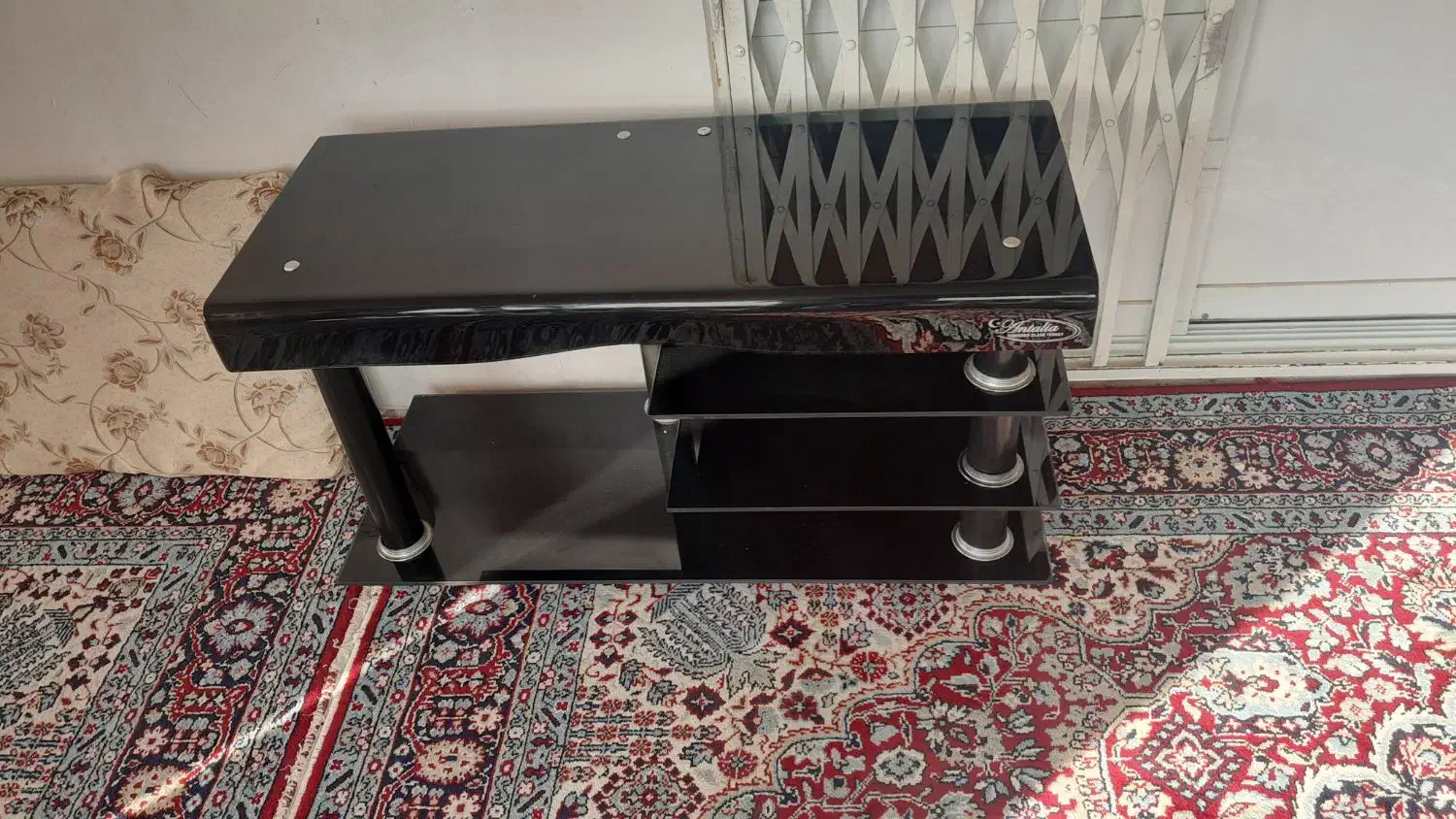 میز تلوزیون|میز تلویزیون|ماکلوان, |دیوار