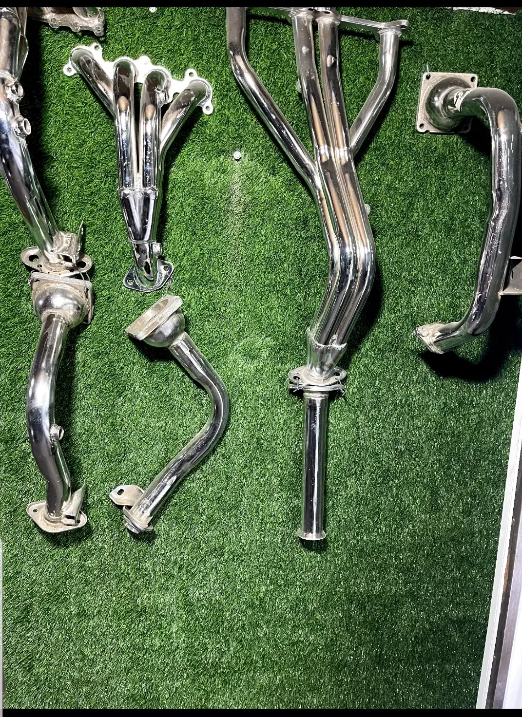 اگزوز پارس|قطعات یدکی و لوازم جانبی|فردیس, منظریه|دیوار