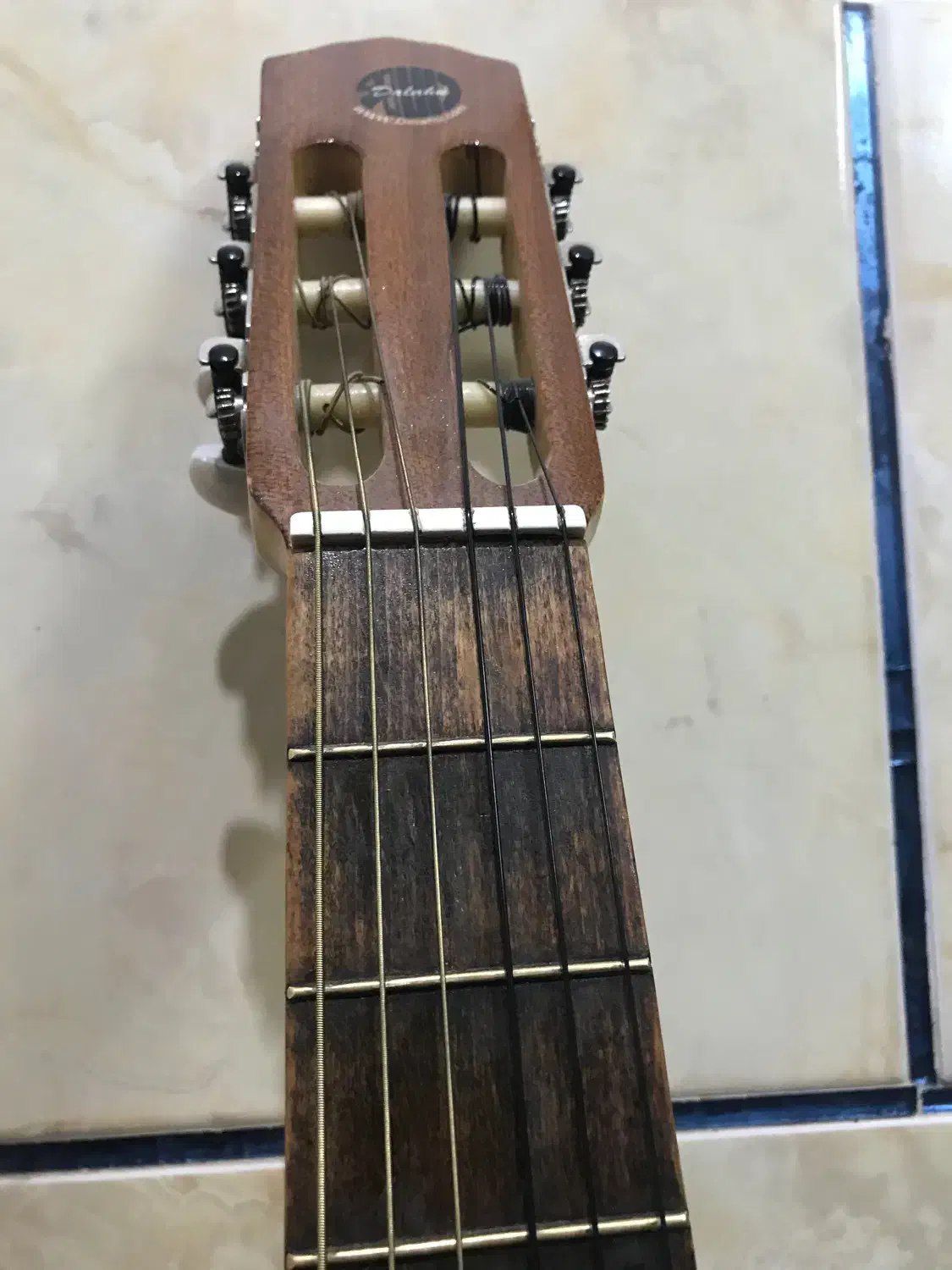 گیتار دالاهو|گیتار، بیس، امپلیفایر|گنبد کاووس, |دیوار