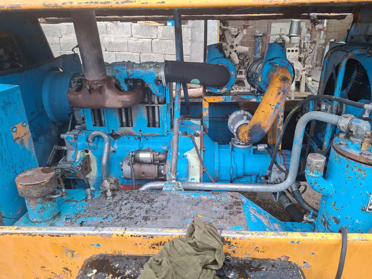 کمپرسور پی ۱۷۵ موتور دویتس|ماشین‌آلات صنعتی|شیراز, عفیف‌آباد|دیوار