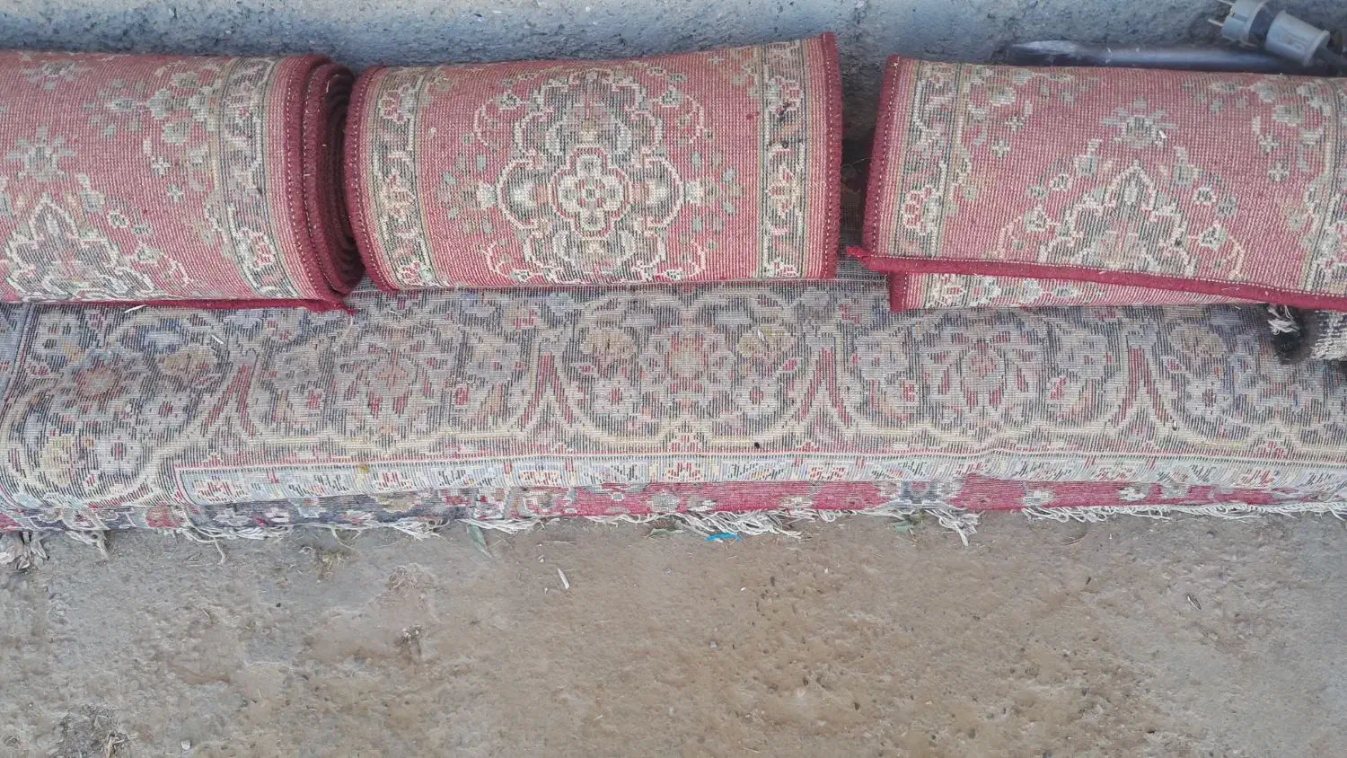 تعداد 20تخته فرش قدیمی|فرش|شیرین‌سو, |دیوار