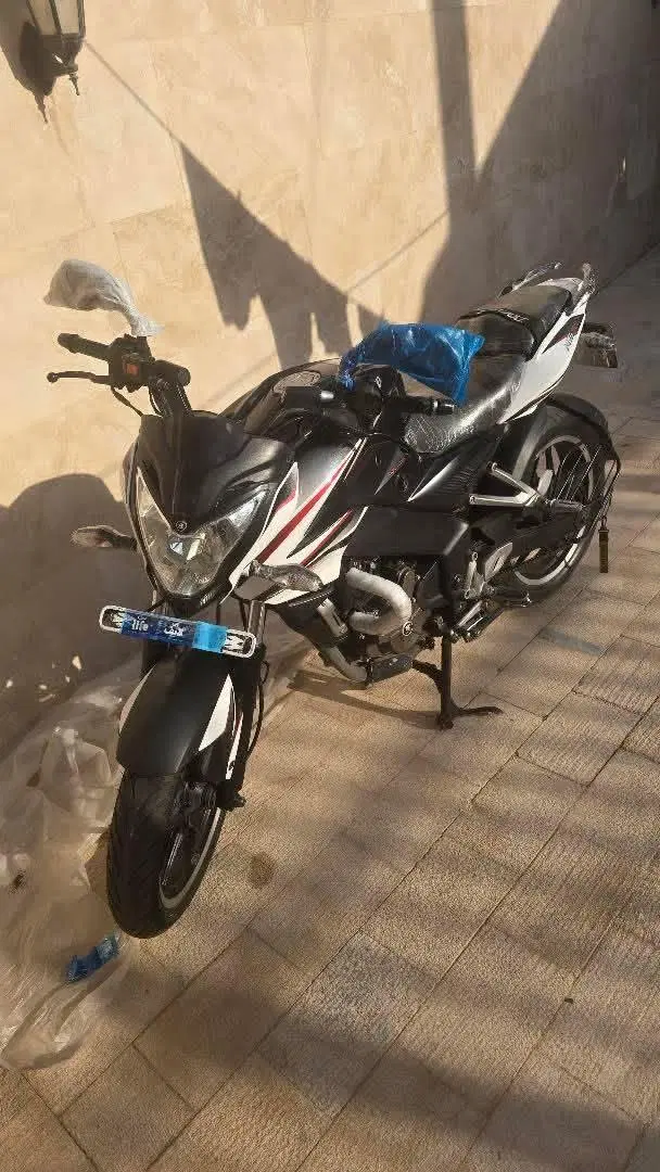 موتور NS200|موتورسیکلت|ساوه, |دیوار