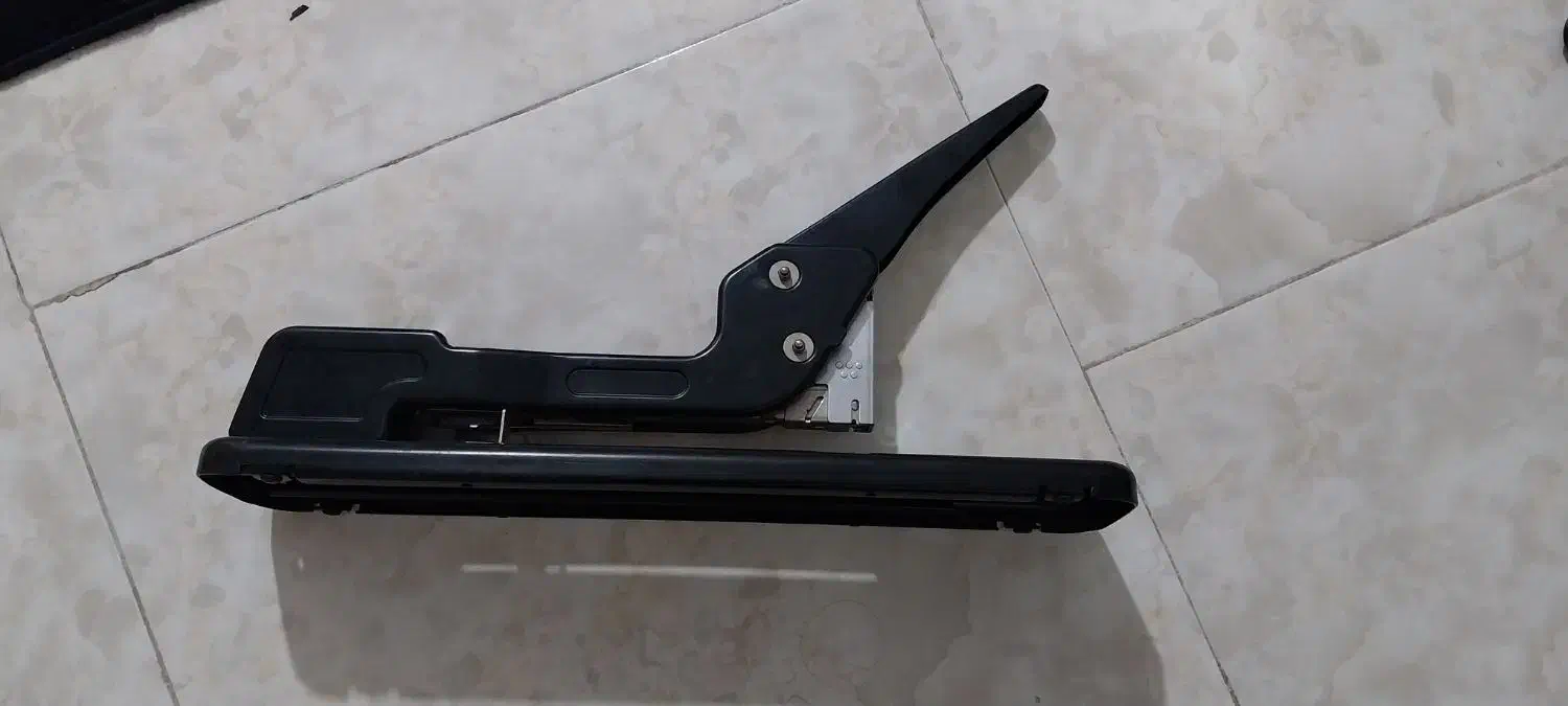 دستگاه دوخت کانگورو بزرگ مخصوص منگنه کردن کتاب|لوازم التحریر|ساری, |دیوار