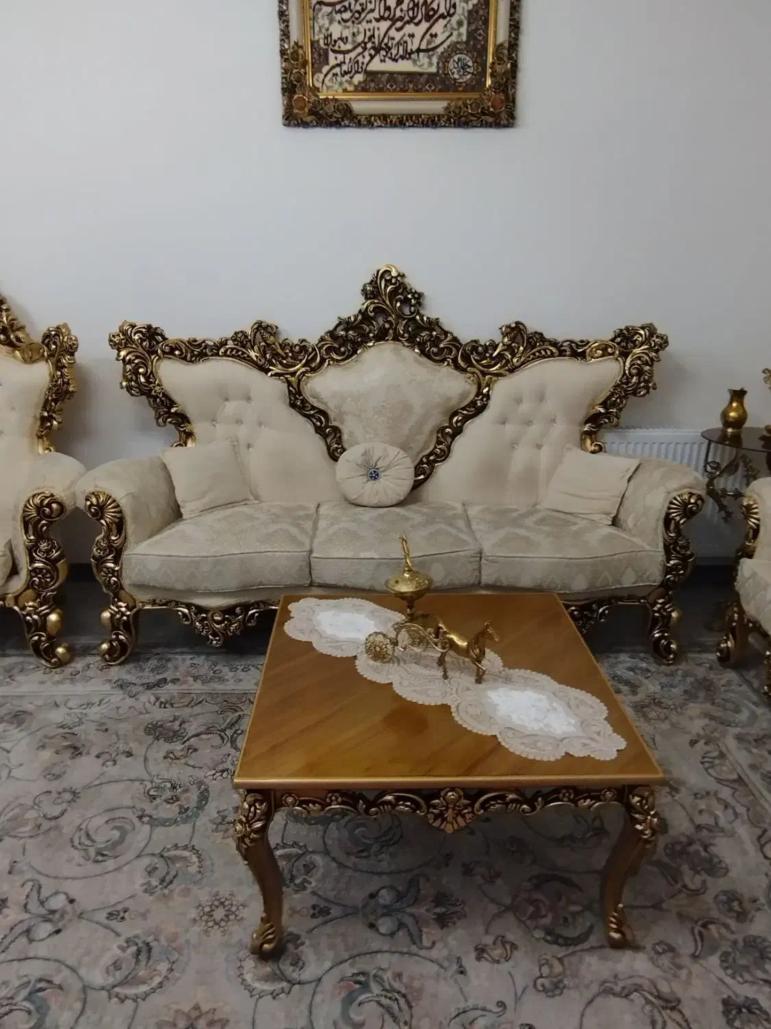 مبل ۷ نفره سلطنتی و میز غذاخوری ۴ نفره|مبلمان خانگی و میز عسلی|نظرآباد, نظرآباد|دیوار