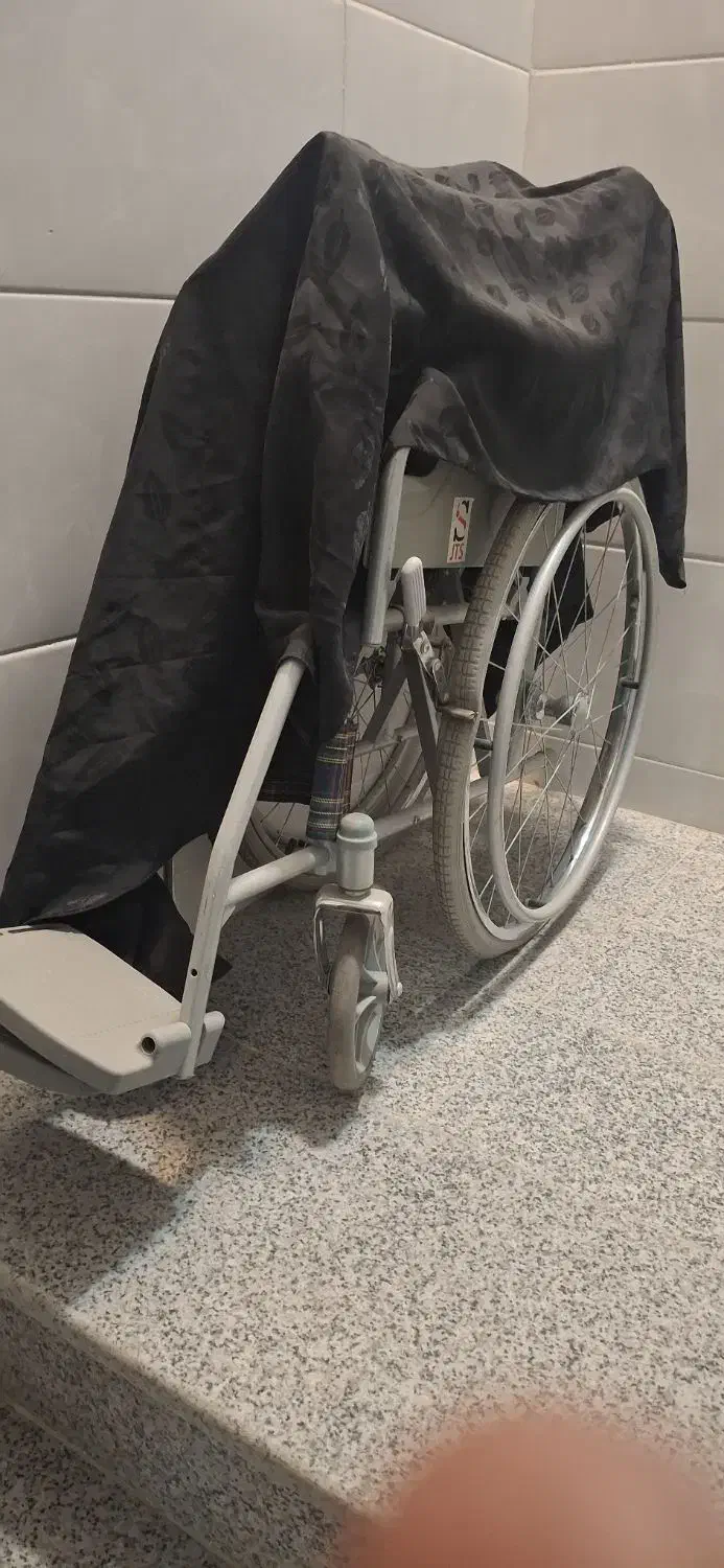 ویلچر در حد نو|پزشکی|اصفهان, شهرک کاوه|دیوار
