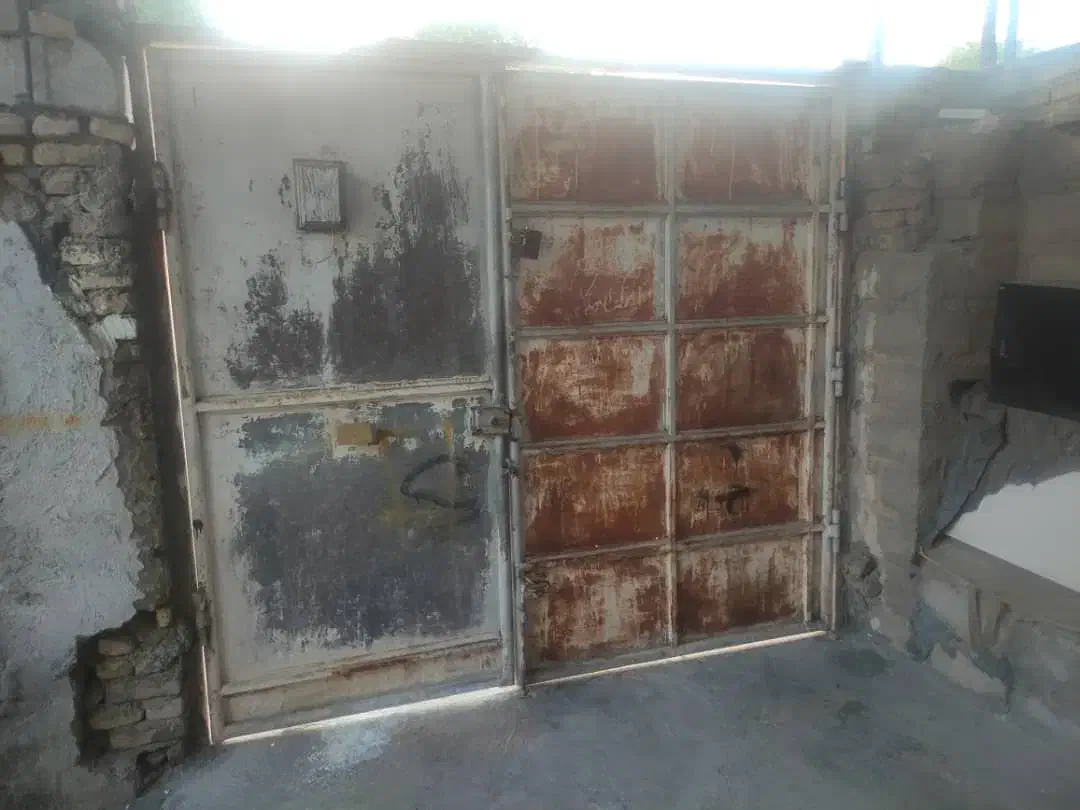 درب بزرگ حیاط|مصالح و تجهیزات ساختمان|شوش, |دیوار