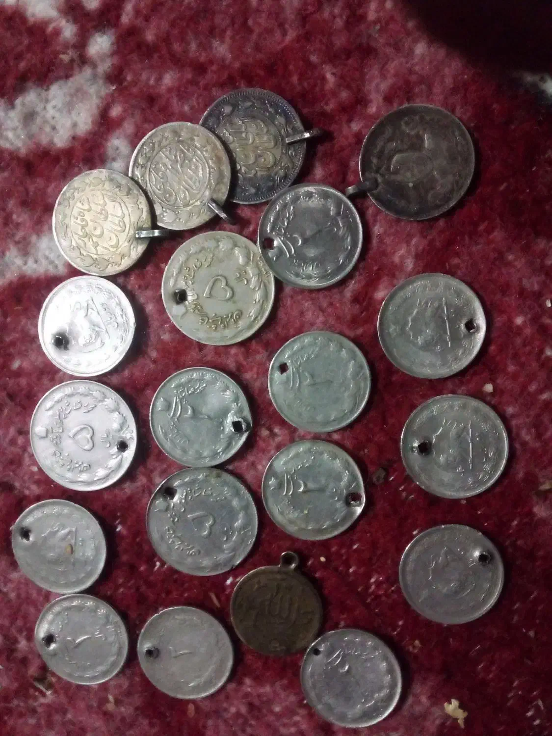 سکه اتیقه|کلکسیون اشیاء عتیقه|بم, |دیوار