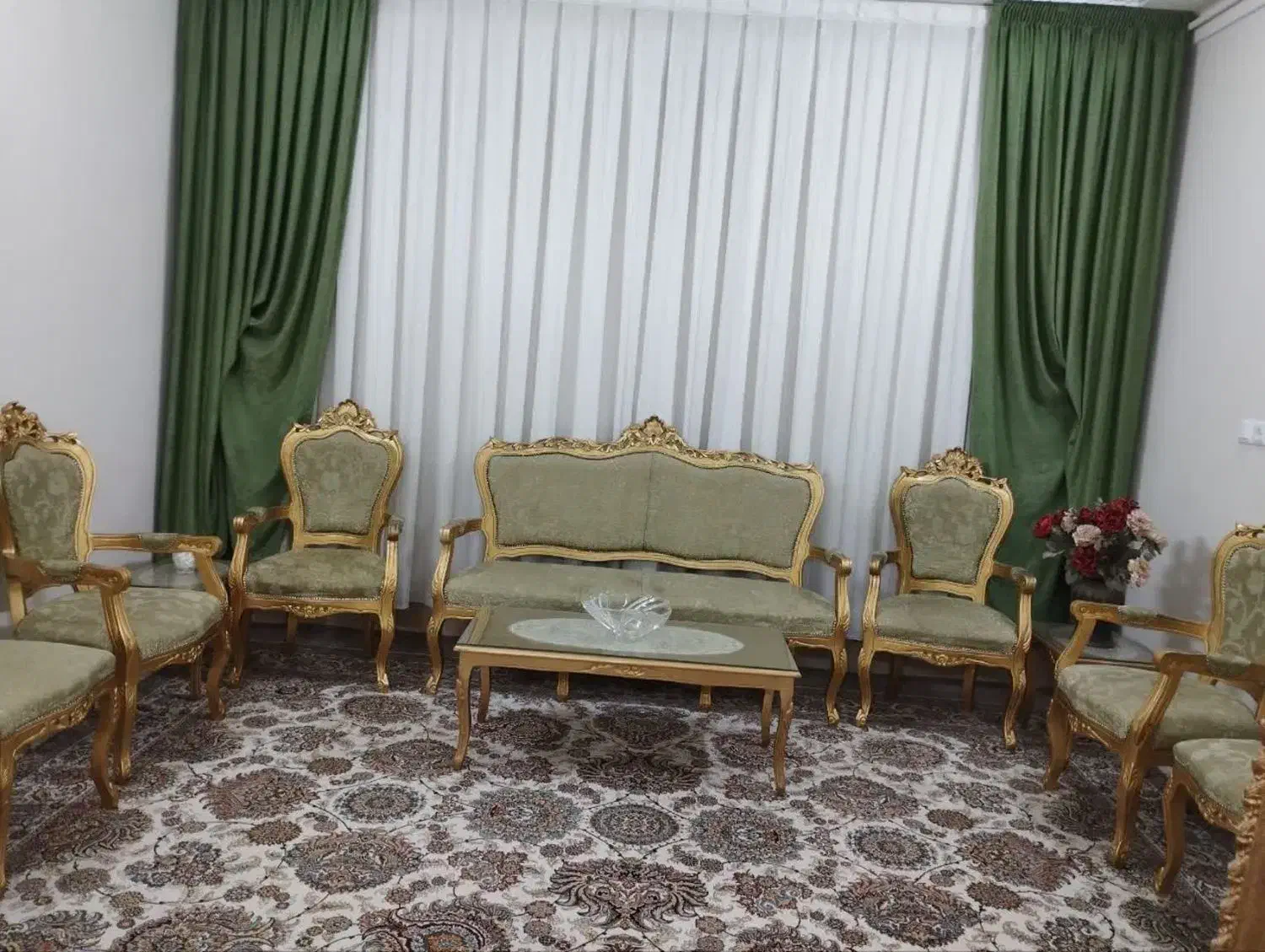 مبل و میز نهار خوری|مبلمان خانگی و میز عسلی|سبزوار, چهارراه فرودگاه|دیوار