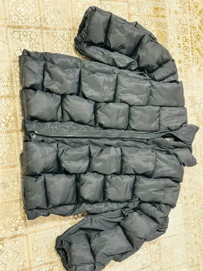 کاپشن|لباس|جوانرود, |دیوار