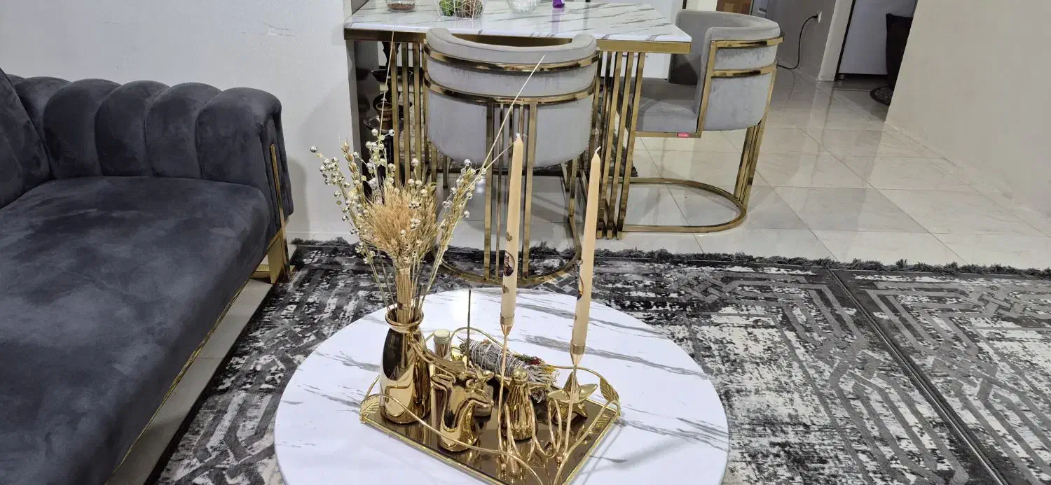 مبلمان 8نفره نو همراه میز وسط و عسلی میز غذاخوری|مبلمان خانگی و میز عسلی|هشتگرد, شهرک گلها|دیوار