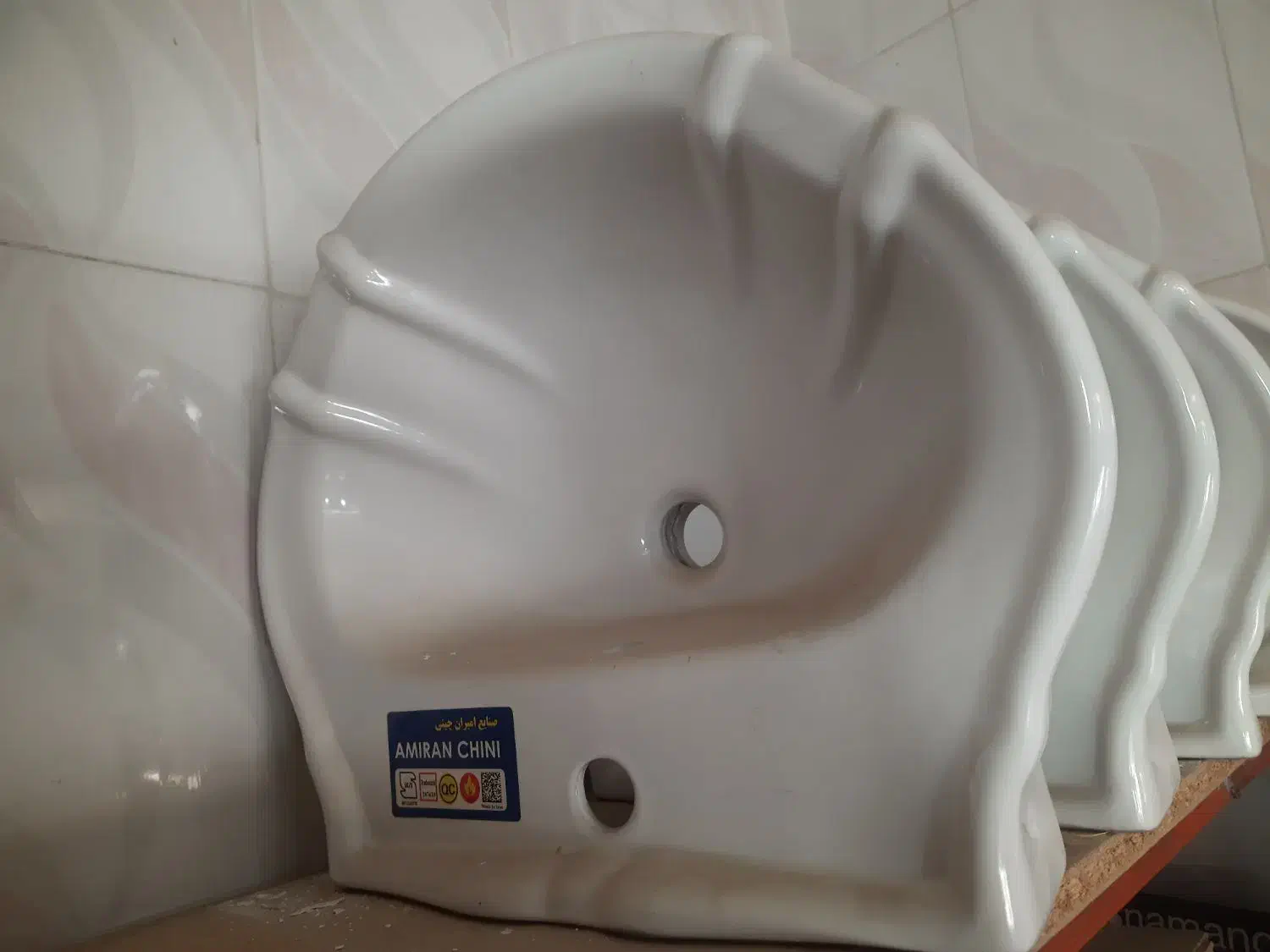 روشویی به قیمت عمده|لوازم سرویس بهداشتی|ایلام, |دیوار