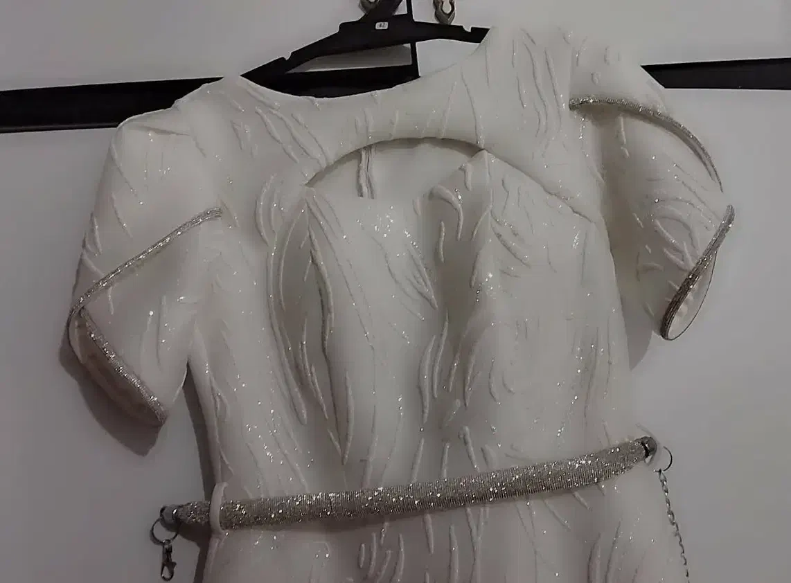 لباس مجلسی سفید و براق نونو|لباس|دزفول, |دیوار