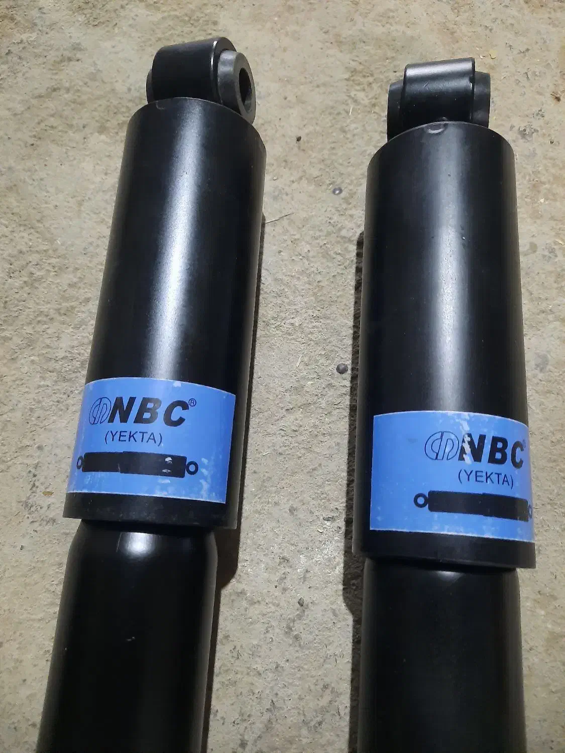 کمک فنر پاژن|قطعات یدکی و لوازم جانبی|هشتگرد, هیو|دیوار