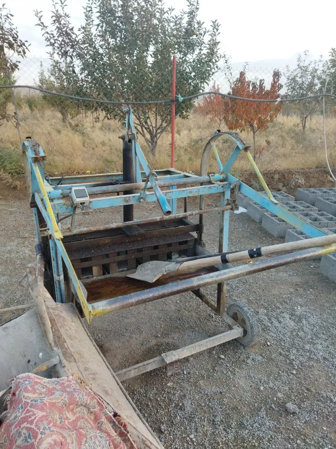 دستگاه بلوک|مصالح و تجهیزات ساختمان|بیجار, |دیوار