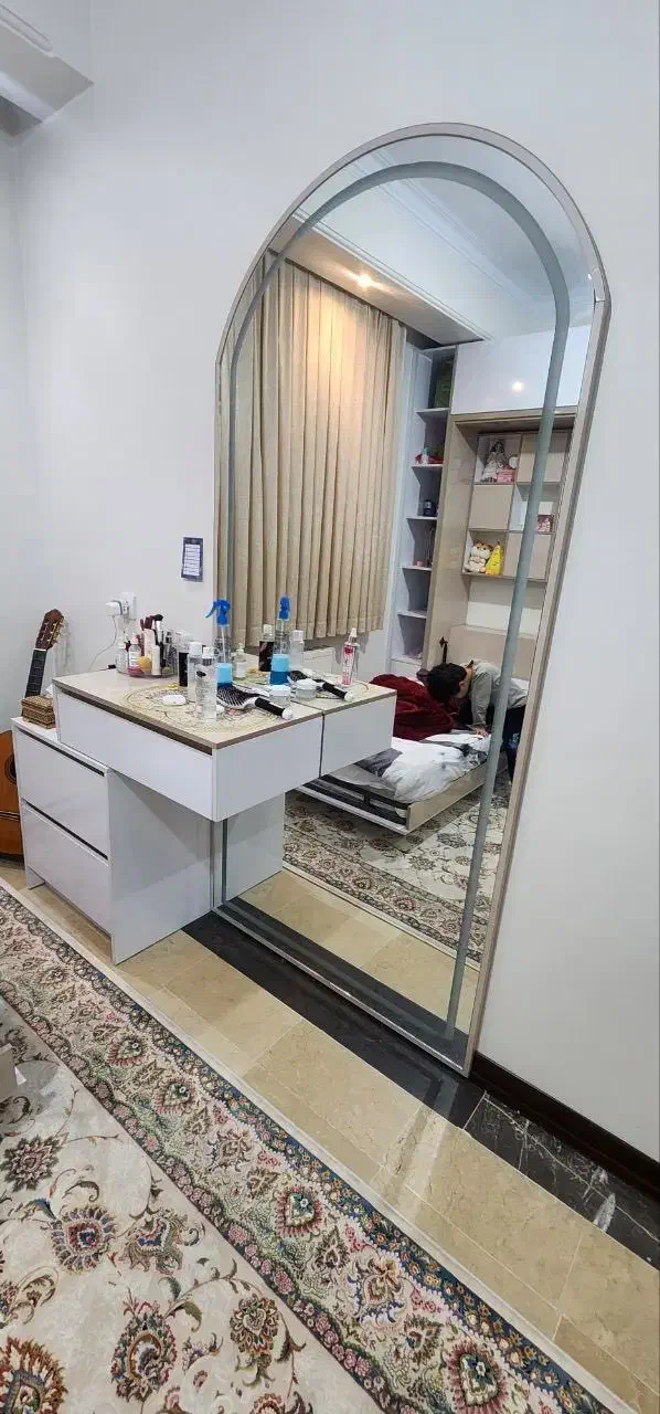 آینه ومیزآرایش|آینه|تهران, دبستان|دیوار
