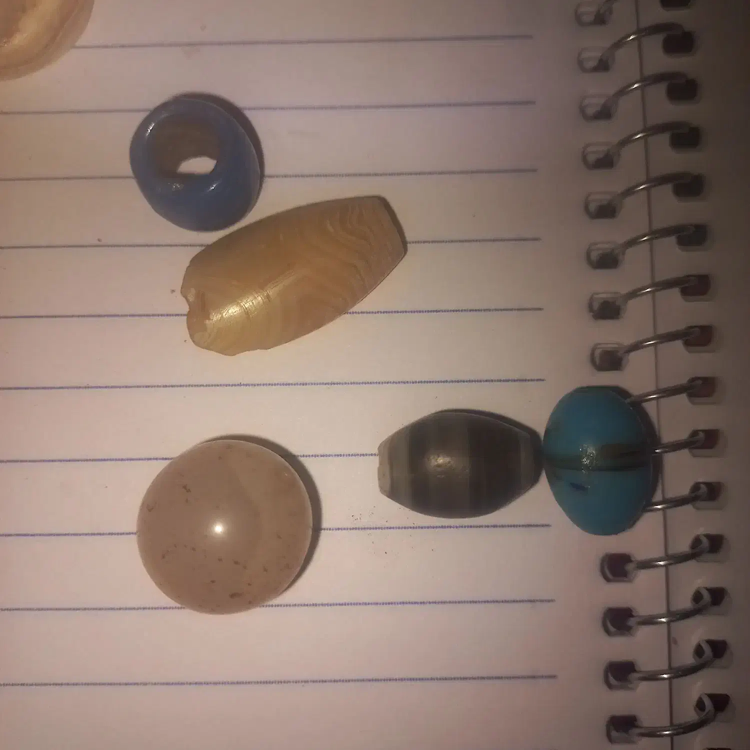 نگین و النگو زنانه|کلکسیون اشیاء عتیقه|زاهدان, |دیوار