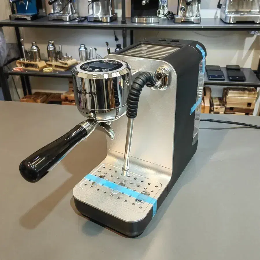 اسپرسو ساز نیمه صنعتی لواک|سماور، چای‌ساز، قهوه‌ساز|کرج, مجتمع صنفی صنعتی|دیوار