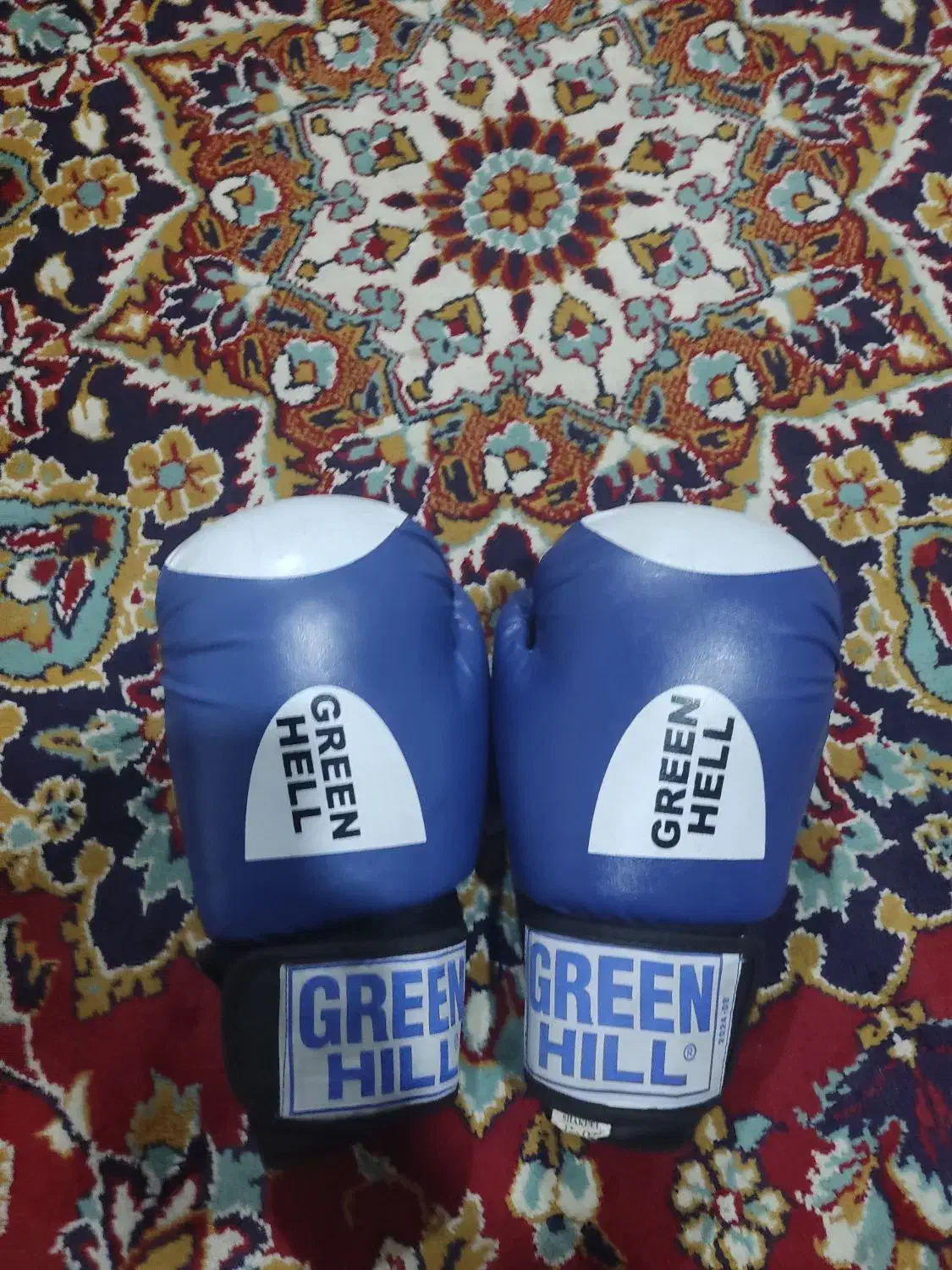 دست کش بوکس|لباس|مشهد, مصلی (کارمندان اول)|دیوار