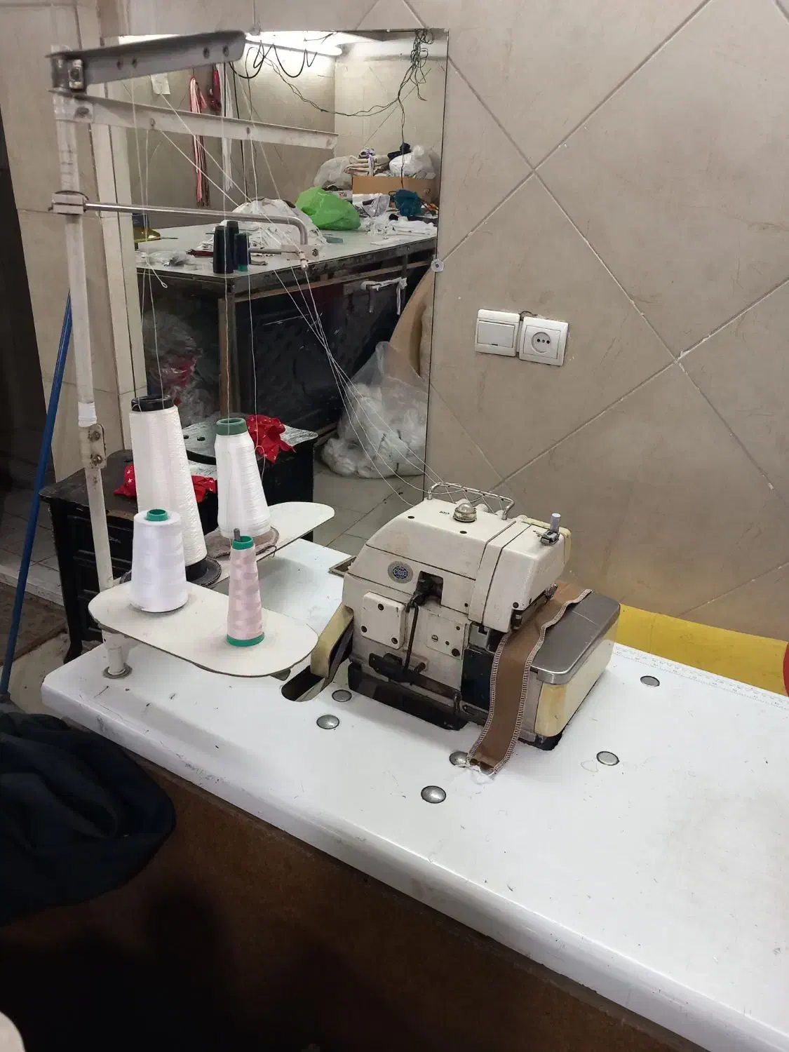 چرخ زیگزال|چرخ خیاطی و ریسندگی|پاکدشت, پاکدشت (مامازند)|دیوار