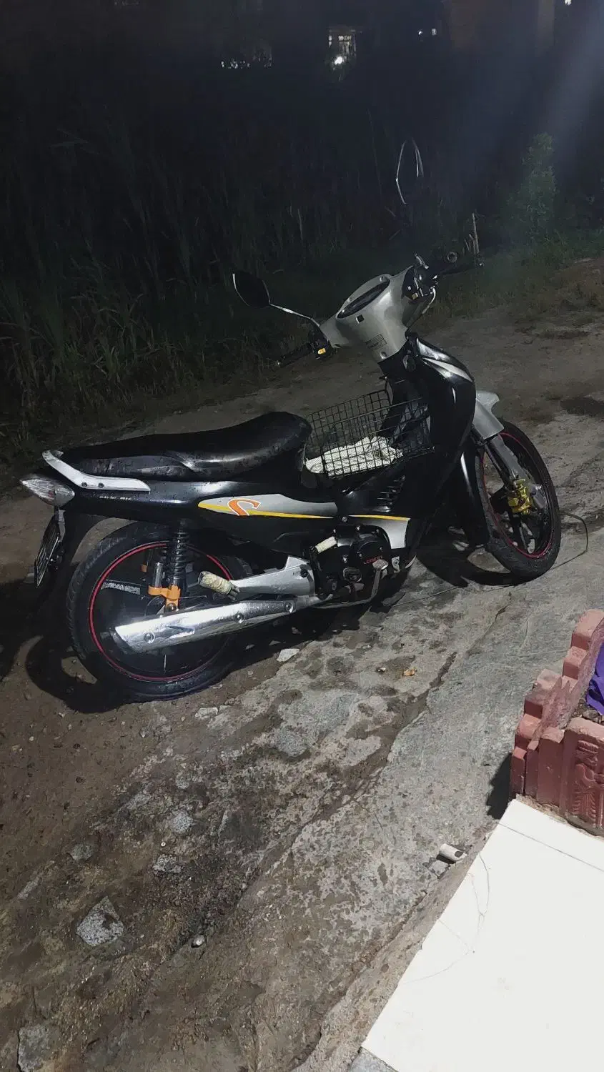 ویو۱۳۵|موتورسیکلت|رشت, لاکان شهر|دیوار