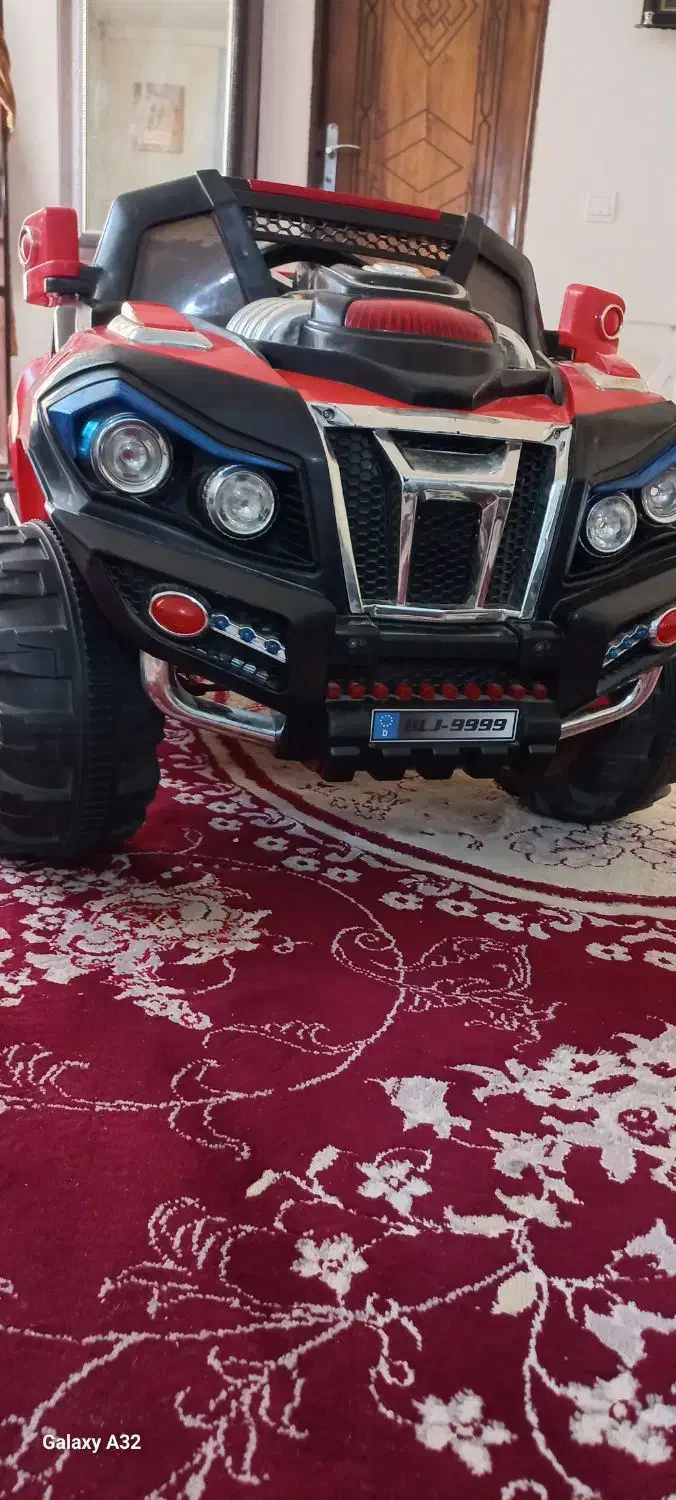 ماشین شارژی شاسی بلند|اسباب‌بازی بچه|مشهد, عبادی|دیوار