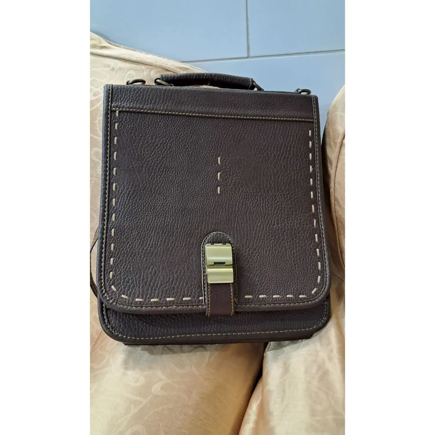 کیف|کیف، کفش، کمربند|قم, ولیعصر|دیوار