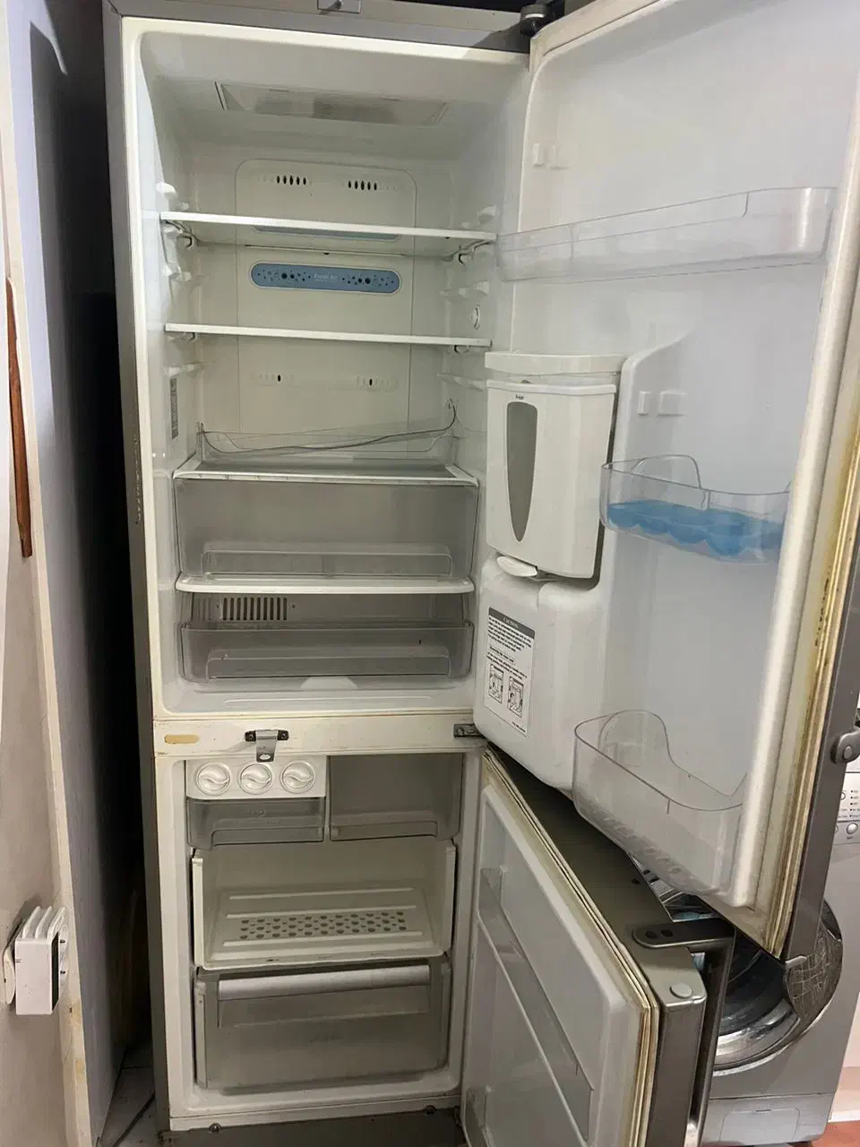 یخچال و فریزر دو طبقه  ال جی  ۱۶ میلیون|یخچال و فریزر|رشت, استقامت ۱|دیوار